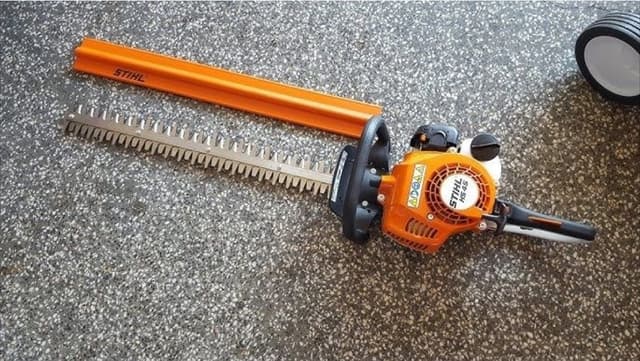 Nożyce spalinowe sthil